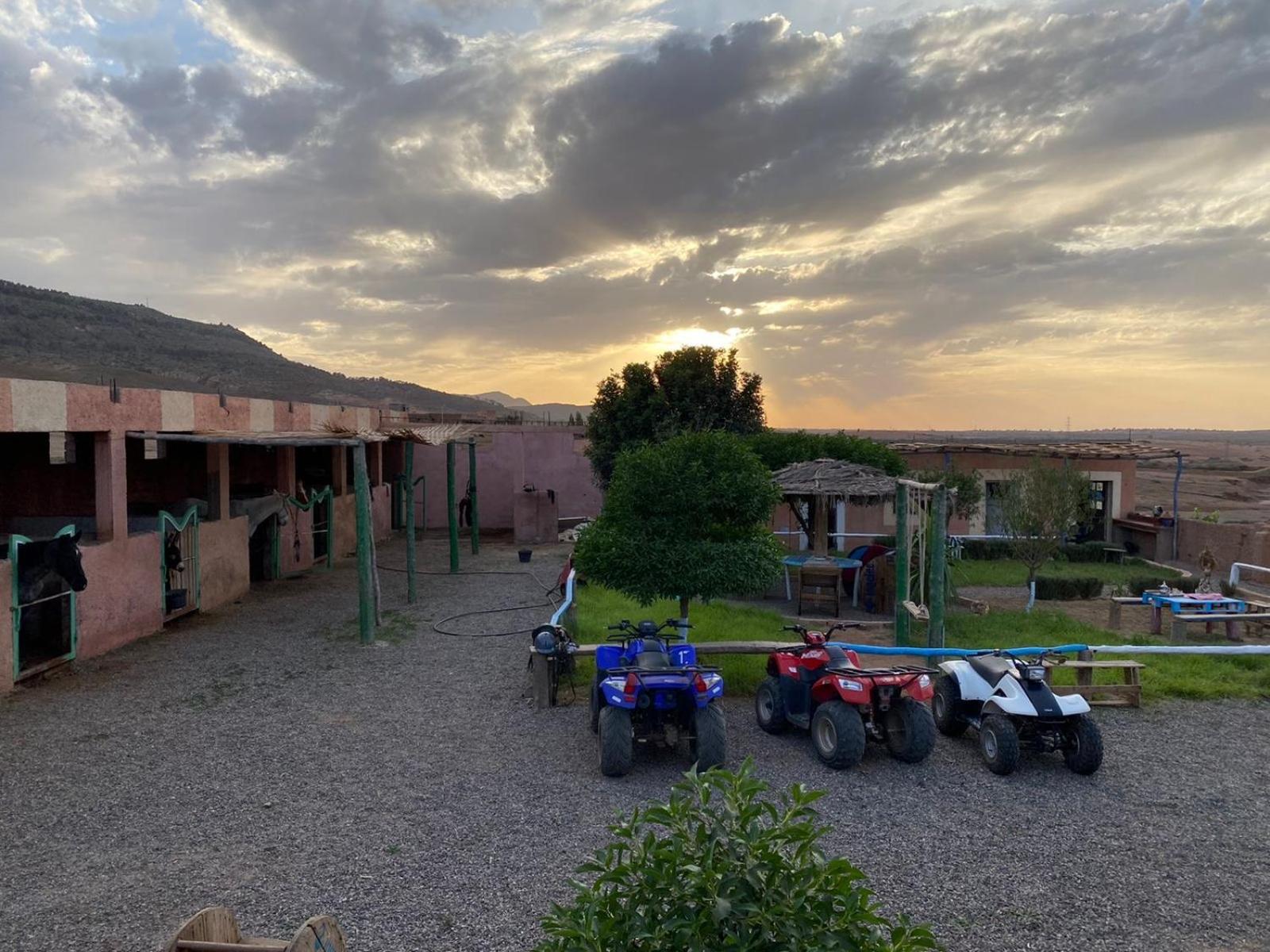 Villa Les Cavaliers Chez Yassine Marrakesh Exterior foto